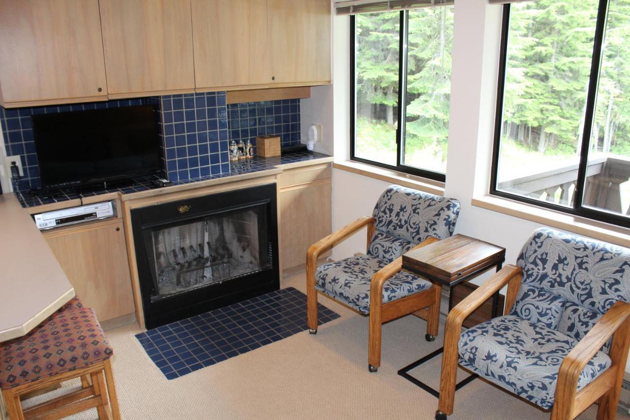 Crystal Chalets Greenwater Экстерьер фото